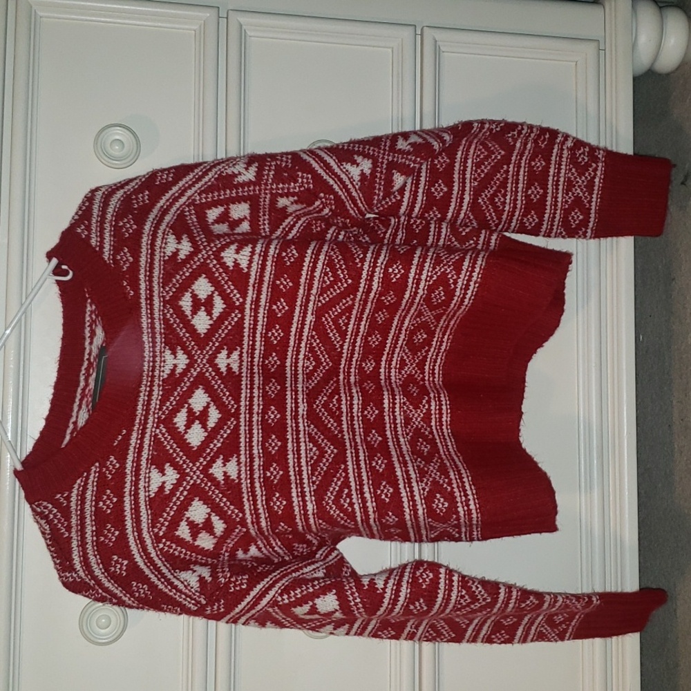 American Eagle Sweater